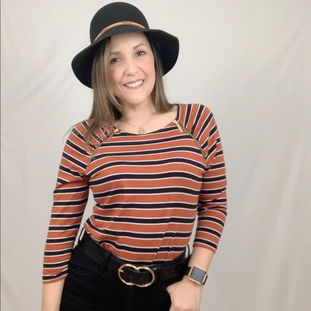 Michael Kors Maple Striped Top - Picture 2 of 4